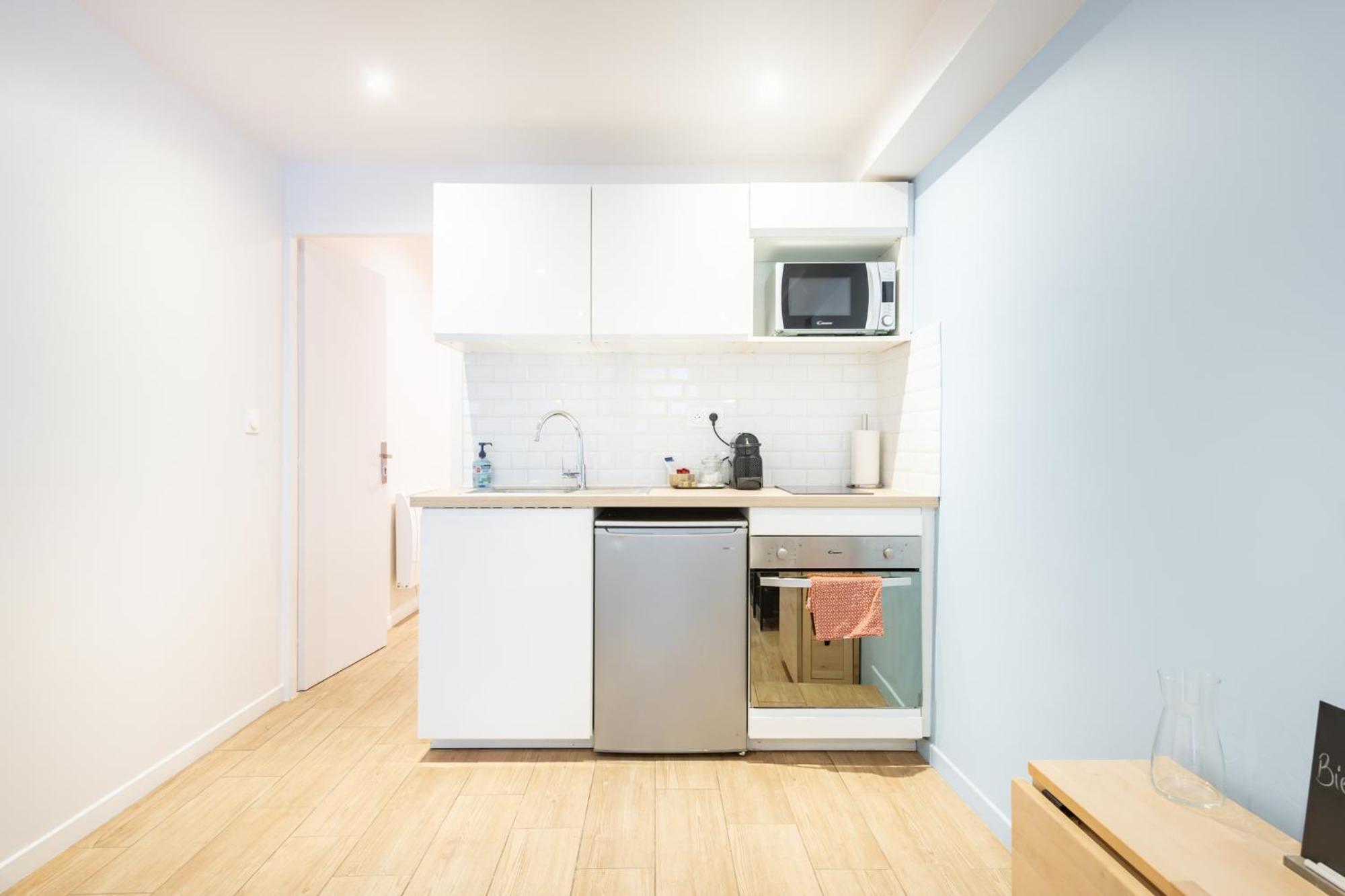 Sud Passion - Ferrer Nine - Cosy Avec Balcon Apartment Gardanne Ruang foto
